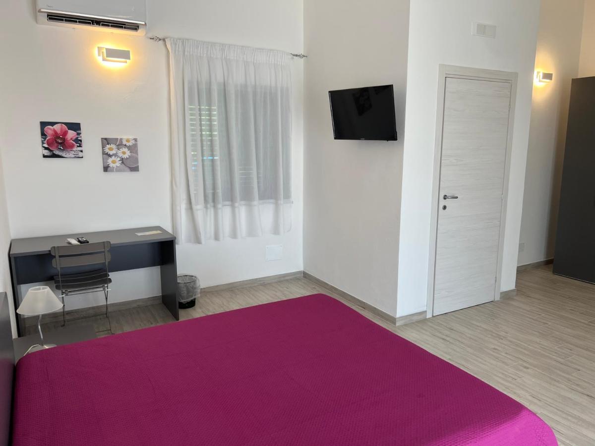 Hotel Residenza Giulia Scanzano Jonico Esterno foto