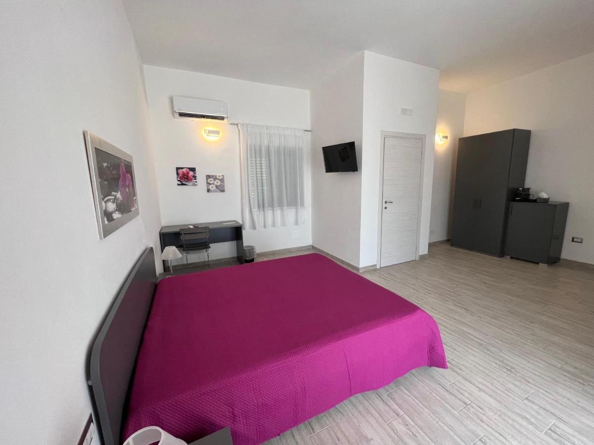 Hotel Residenza Giulia Scanzano Jonico Esterno foto